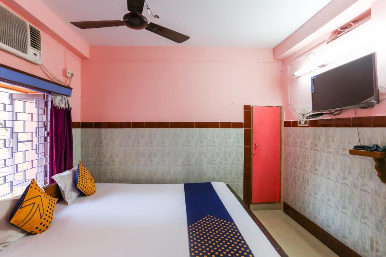 Oyo 70159 Mobar Beach Marmagao